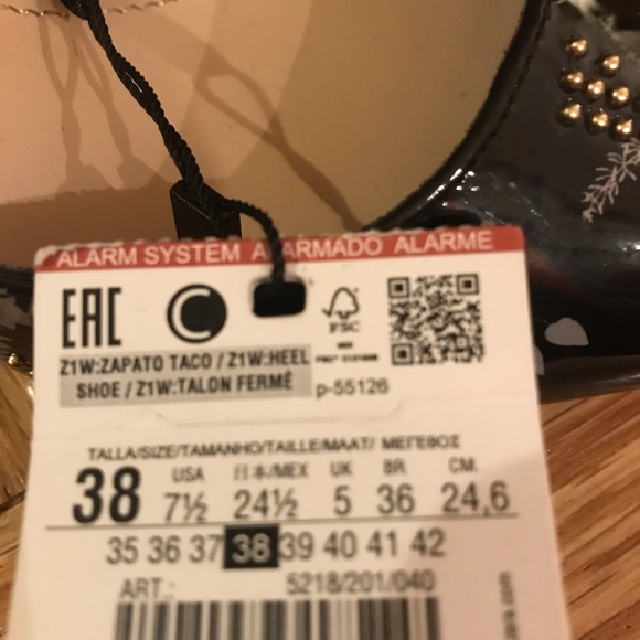 New with Tags Zara Floral Patent Leather shoes - Picture 6 of 6